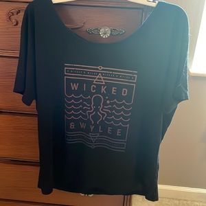 Wicked & Wylee Tee